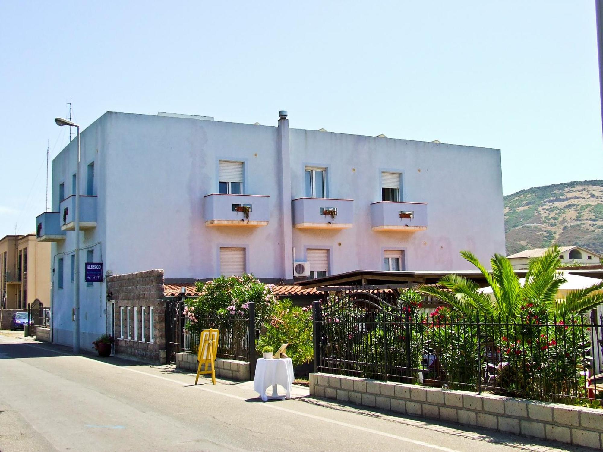 בוסה מרינה Hotel Miramare מראה חיצוני תמונה
