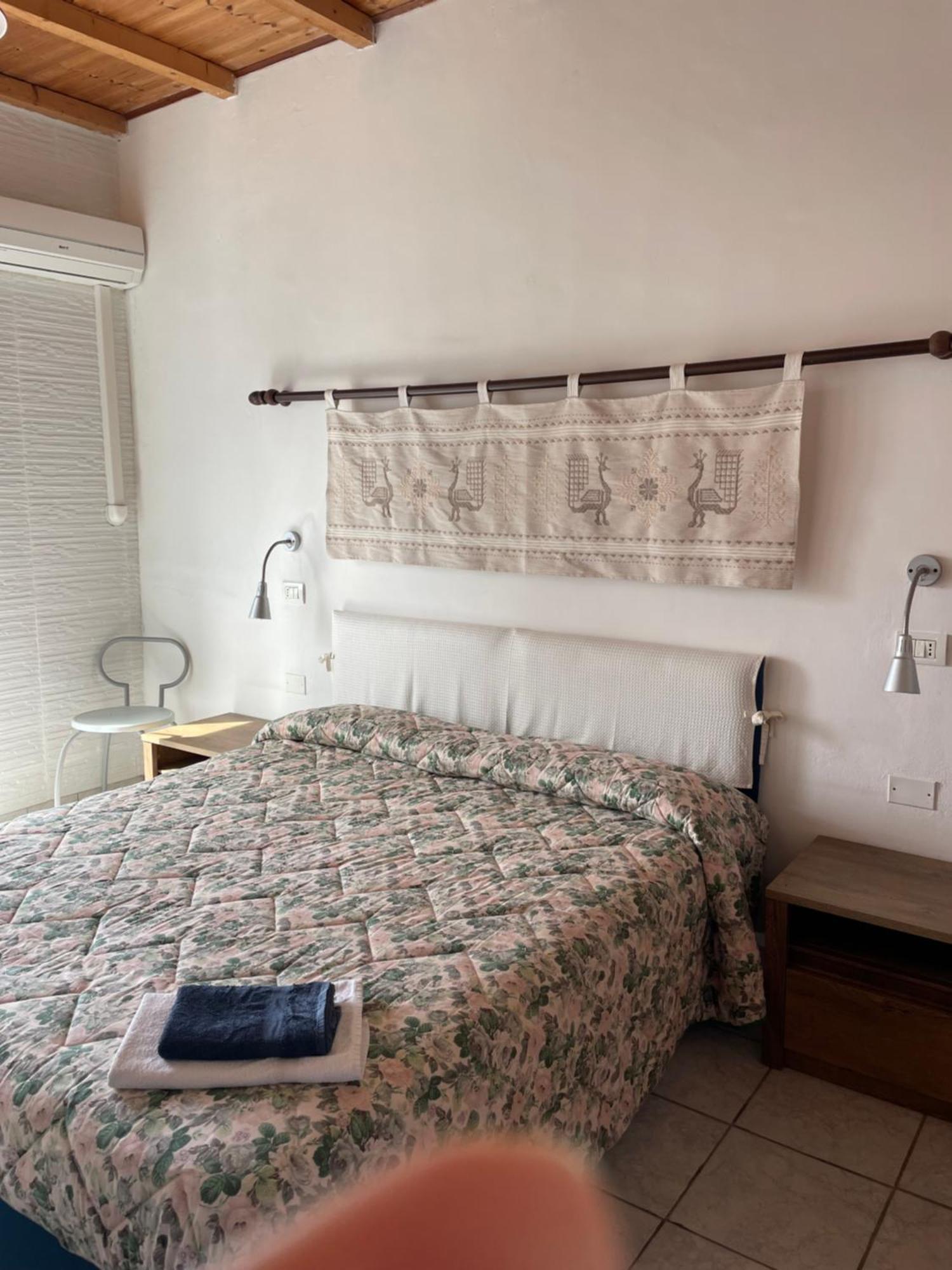 בוסה מרינה Hotel Miramare מראה חיצוני תמונה